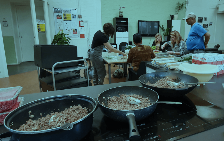 Pasta a la Samenvijf bij het Leger des Heils